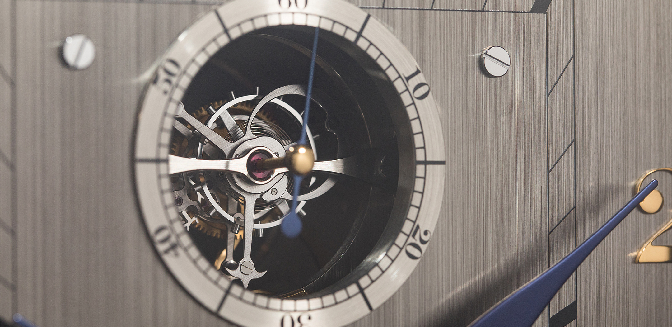 Tourbillon 55